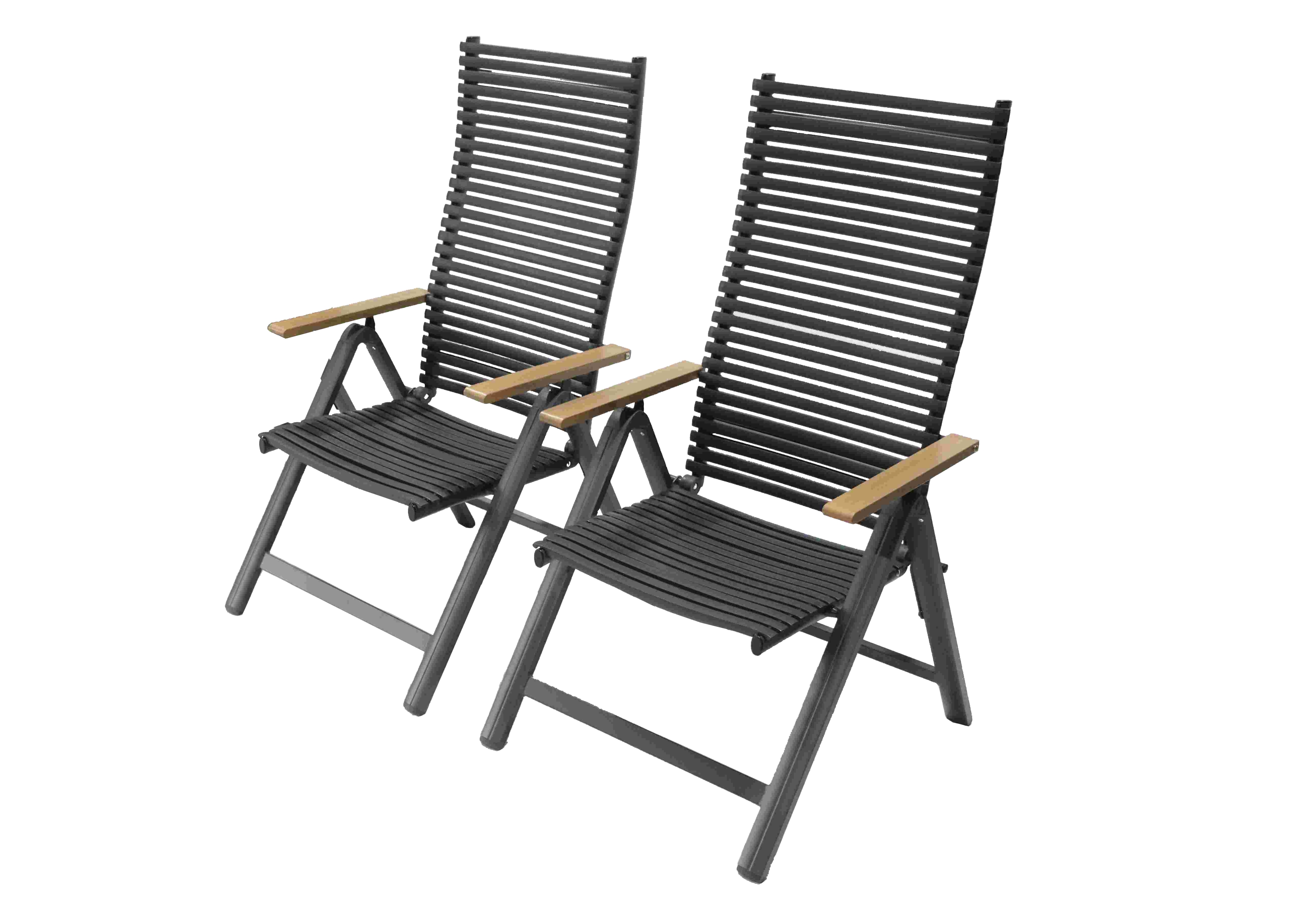 2er-Set Klapp-Funktionssessel JUNO Zwei schwarze Gartenstühle mit Holzarmlehnen und Lamellenrückenlehne nebeneinander.